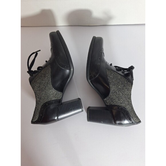 CLARKS Artisan Black/Gray Oxford Heels Womens Sz 6.5 Whimsigoth Victorian Witchy - Picture 8 of 11